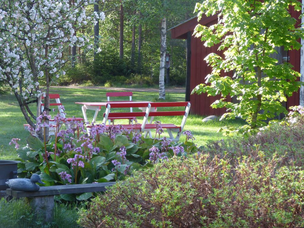 Nya Skogsgarden Hostel Marbacken ภายนอก รูปภาพ