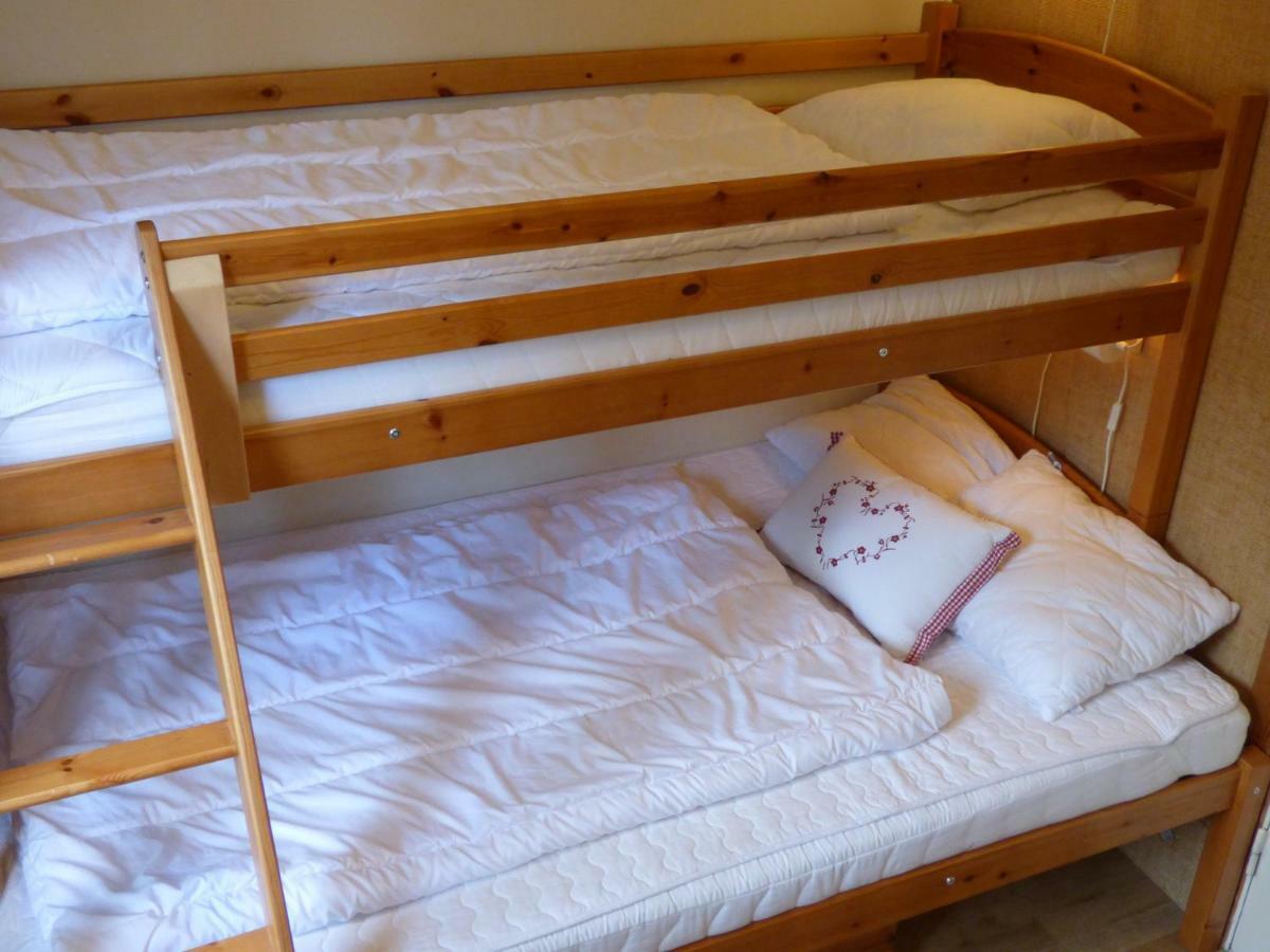 Nya Skogsgarden Hostel Marbacken ภายนอก รูปภาพ